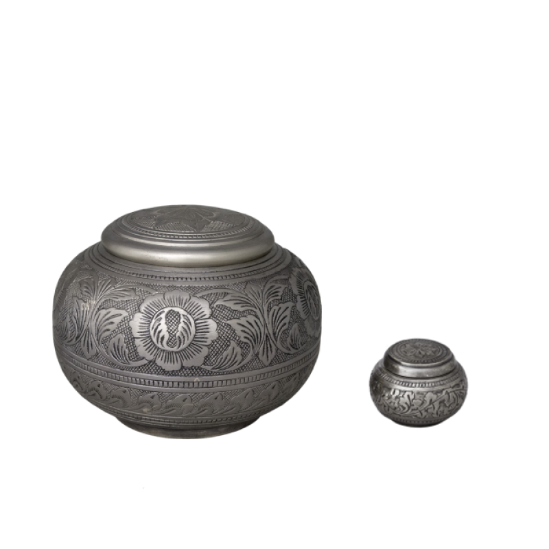 Silver Cognac - Round Silver Urn with Blind Embossed pattern (Adult)
